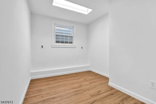 23 Colonial Dr, Bayonne City, NJ 07002