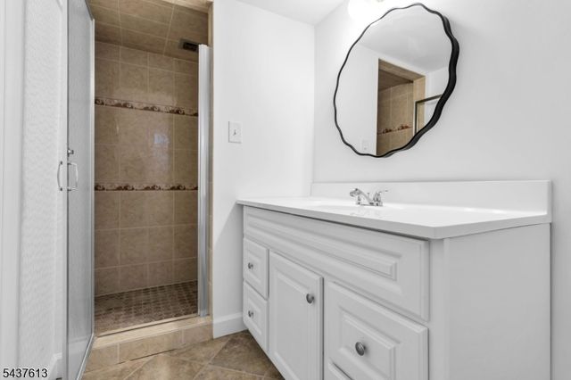 23 Colonial Dr, Bayonne City, NJ 07002