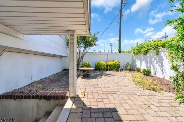 23 Colonial Dr, Bayonne City, NJ 07002