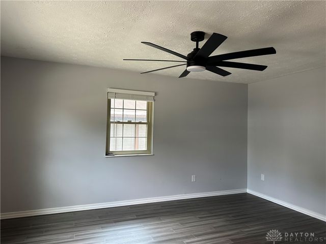 1204 Northbrook Lane, Troy, OH 45373