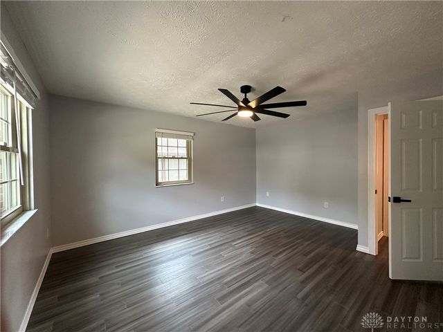 1204 Northbrook Lane, Troy, OH 45373