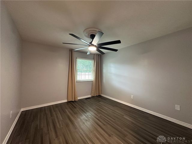 1204 Northbrook Lane, Troy, OH 45373
