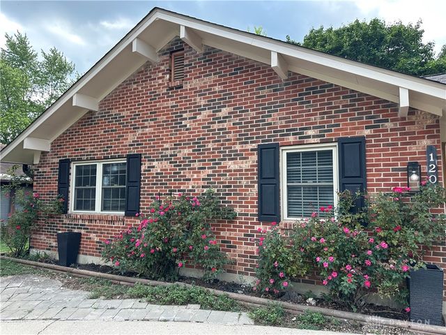 1204 Northbrook Lane, Troy, OH 45373