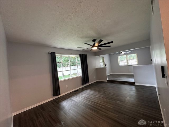 1204 Northbrook Lane, Troy, OH 45373