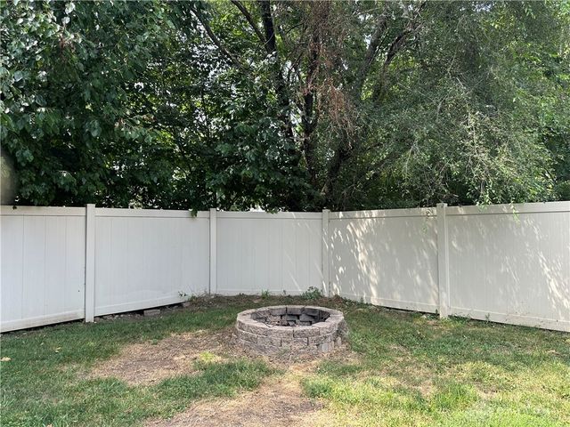 1204 Northbrook Lane, Troy, OH 45373