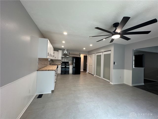 1204 Northbrook Lane, Troy, OH 45373