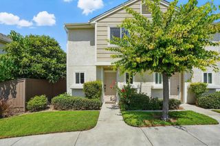 2256 Kings View Circle, Spring Valley, CA 91977