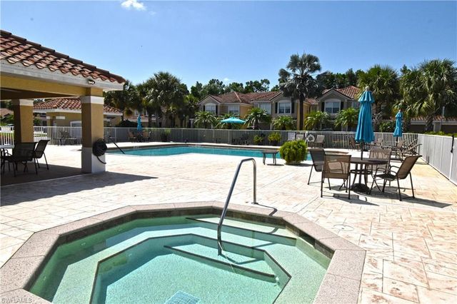 9060 Triangle Palm LN 1206, Fort Myers, FL 33913