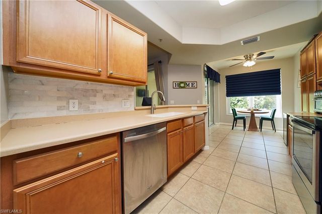 9060 Triangle Palm LN 1206, Fort Myers, FL 33913