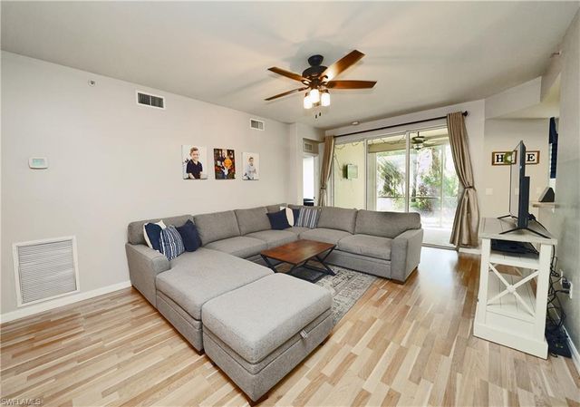 9060 Triangle Palm LN 1206, Fort Myers, FL 33913
