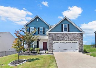 222 S Stonehaven Way, Clayton, NC 27527