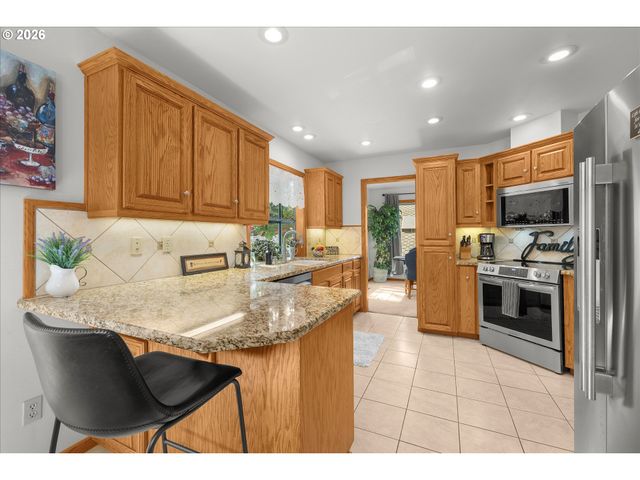11560 Se 108TH Ave, Happy Valley, OR 97086