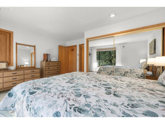 11560 Se 108TH Ave, Happy Valley, OR 97086