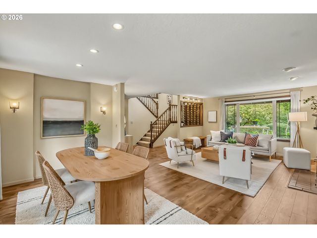 3870 RIDGEWOOD Way, West Linn, OR 97068