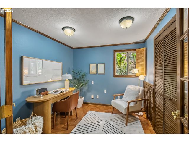 3870 RIDGEWOOD Way, West Linn, OR 97068