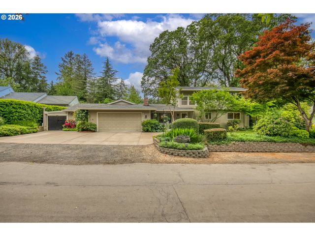 3870 RIDGEWOOD Way, West Linn, OR 97068