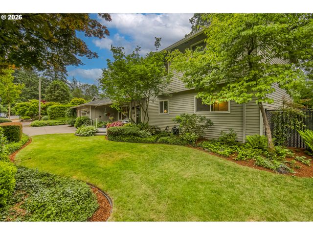 3870 RIDGEWOOD Way, West Linn, OR 97068