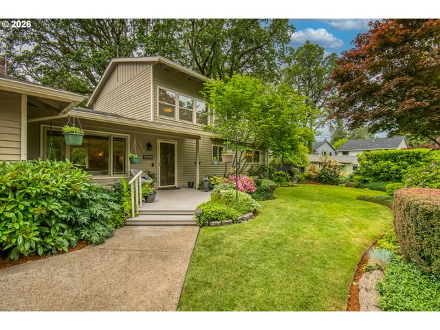 3870 RIDGEWOOD Way, West Linn, OR 97068