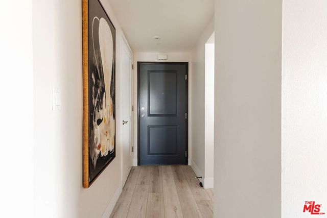 1155 N La Cienega 1205, West Hollywood, CA 90069