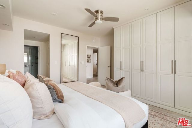 1155 N La Cienega 1205, West Hollywood, CA 90069
