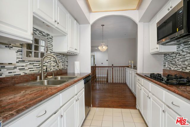 10630 Eastborne Avenue 306, Los Angeles, CA 90024