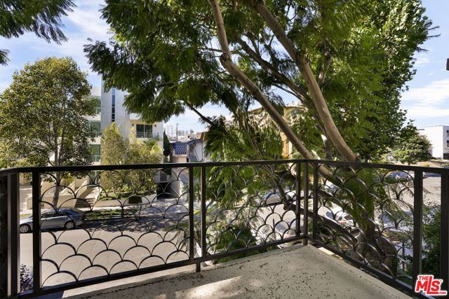10630 Eastborne Avenue 306, Los Angeles, CA 90024