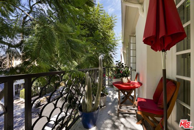 10630 Eastborne Avenue 306, Los Angeles, CA 90024