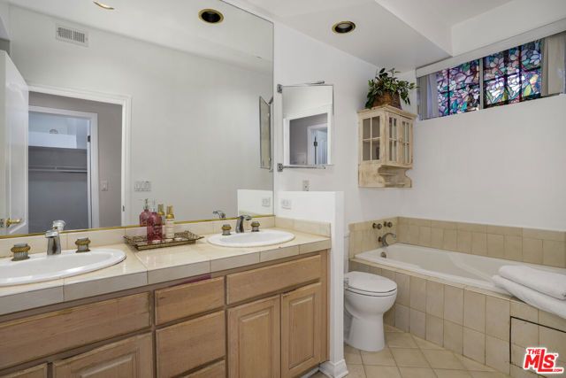 10630 Eastborne Avenue 306, Los Angeles, CA 90024