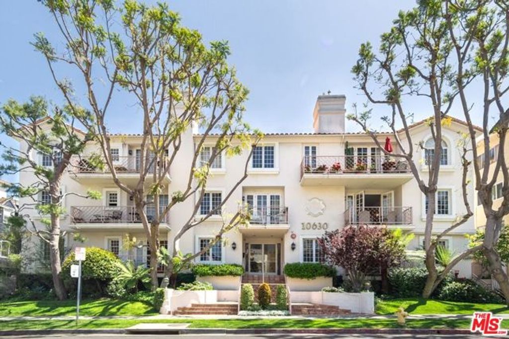 10630 Eastborne Avenue 306, Los Angeles, CA 90024