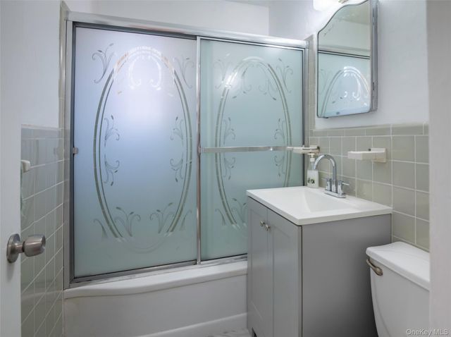 226-06 Manor Road 7-3, Queens Village, NY 11427