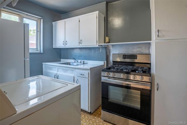 226-06 Manor Road 7-3, Queens Village, NY 11427