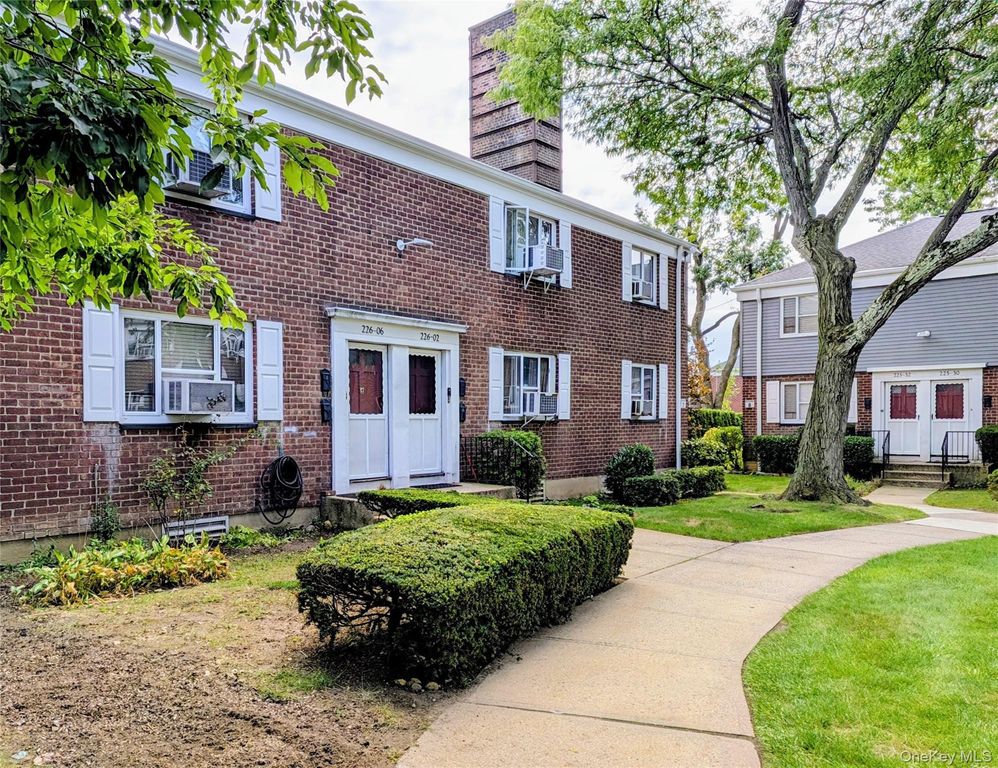 226-06 Manor Road 7-3, Queens Village, NY 11427 — photo 2