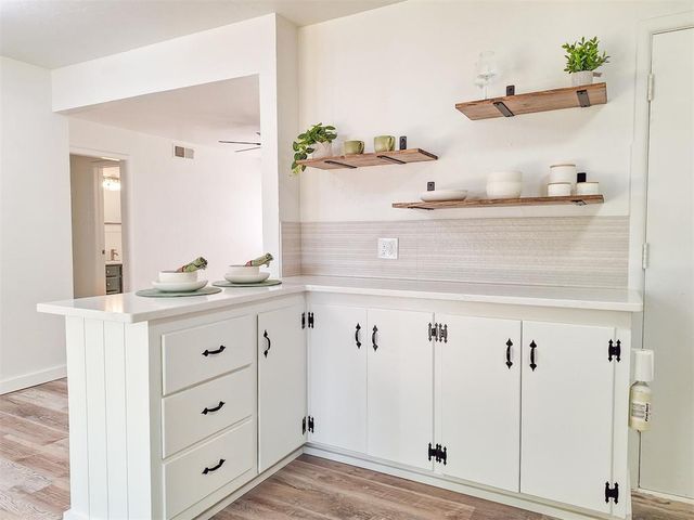 2324 Knox Drive, Del City, OK 73115