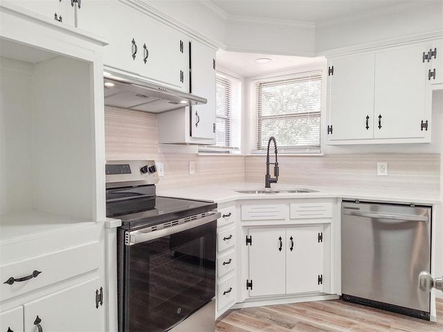 2324 Knox Drive, Del City, OK 73115