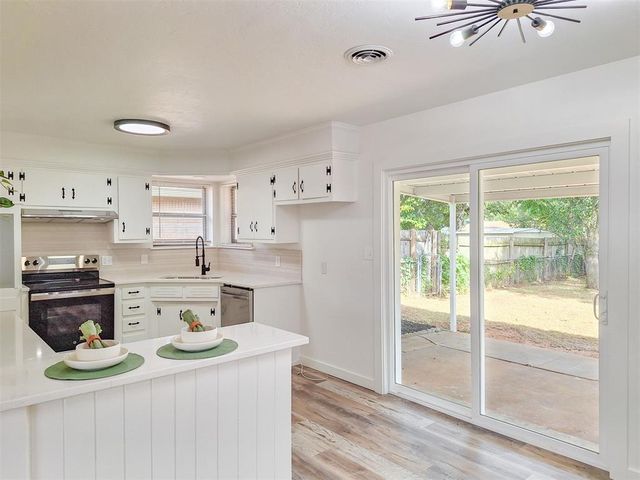 2324 Knox Drive, Del City, OK 73115