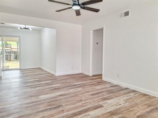 2324 Knox Drive, Del City, OK 73115