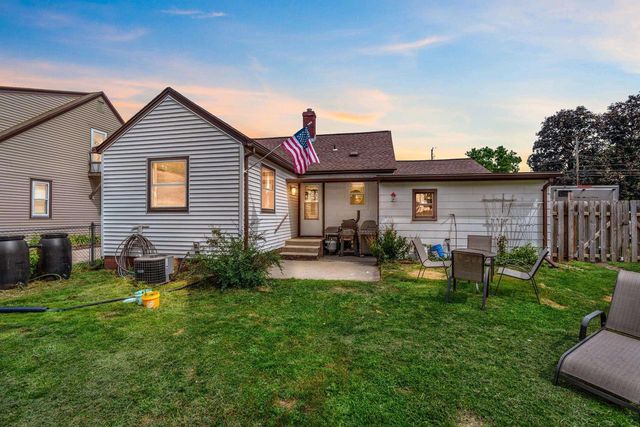 1359 WESTERN AVENUE, Green Bay, WI 54303