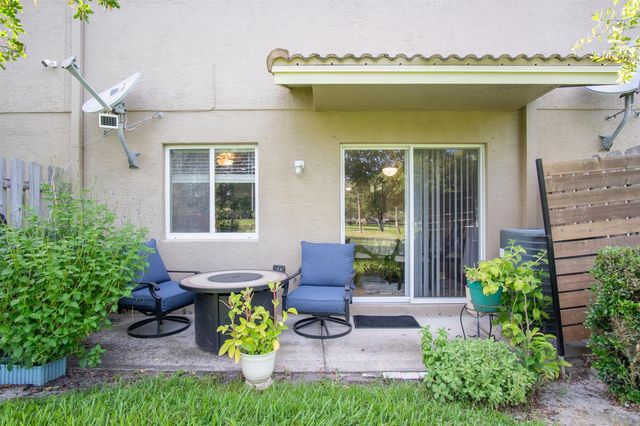 2218 SW Marshfield Court, Port St. Lucie, FL 34953