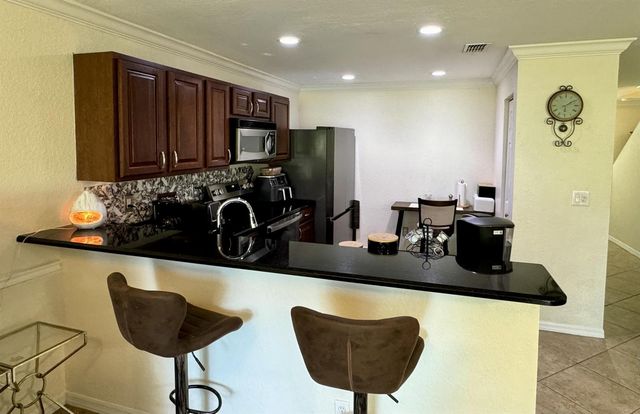 2218 SW Marshfield Court, Port St. Lucie, FL 34953