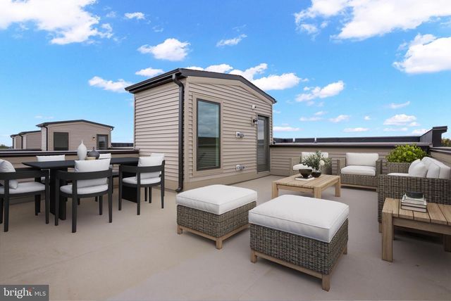 6705 BELCREST RD, Hyattsville, MD 20782