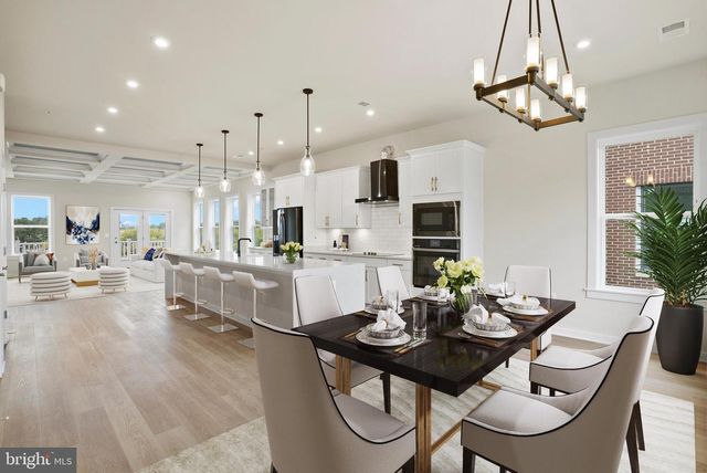 6705 BELCREST RD, Hyattsville, MD 20782