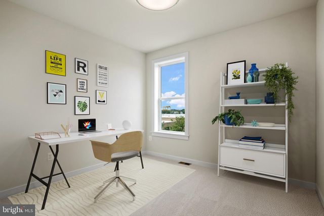 6705 BELCREST RD, Hyattsville, MD 20782