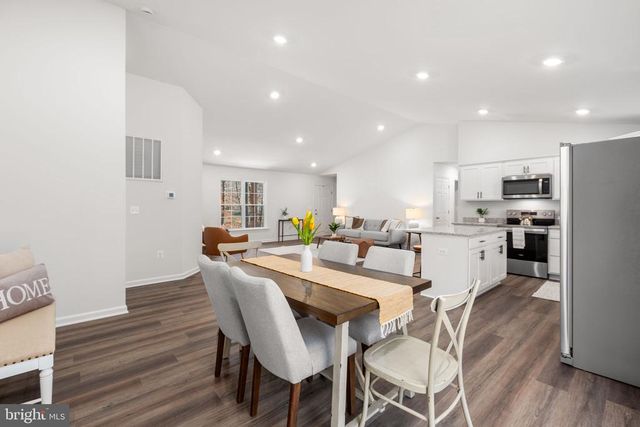 2069 HENSLEY RD, Mineral, VA 23117