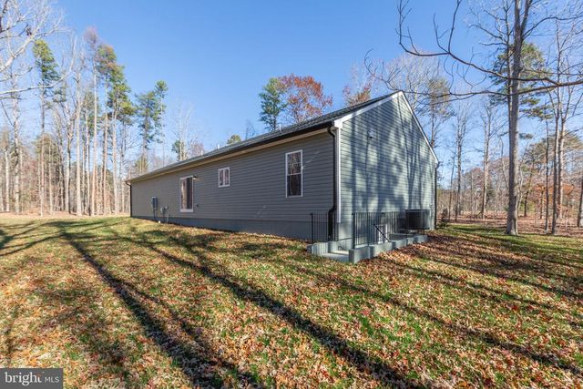 2069 HENSLEY RD, Mineral, VA 23117