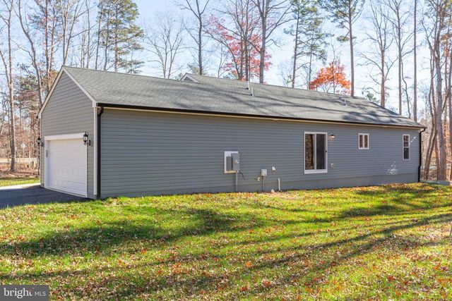 2069 HENSLEY RD, Mineral, VA 23117