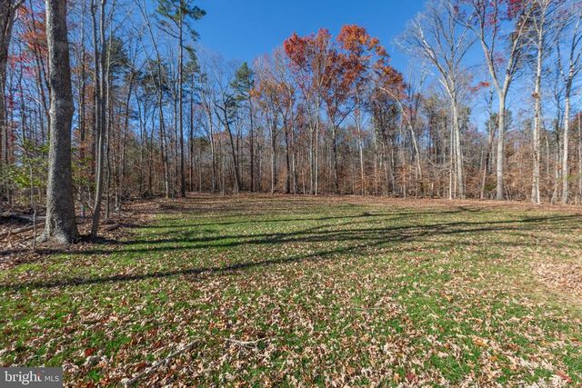 2069 HENSLEY RD, Mineral, VA 23117