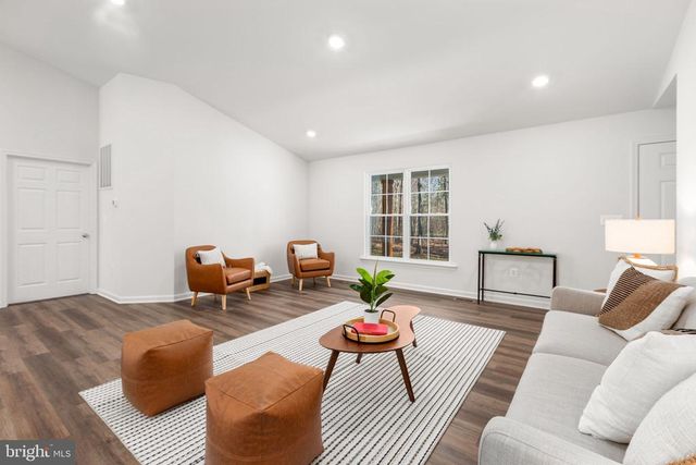 2069 HENSLEY RD, Mineral, VA 23117