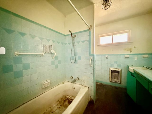 2300 SE 11th Street, Mineral Wells, TX 76067