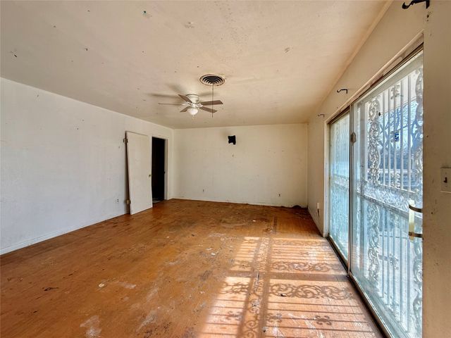 2300 SE 11th Street, Mineral Wells, TX 76067