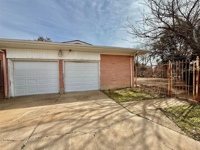 2300 SE 11th Street, Mineral Wells, TX 76067